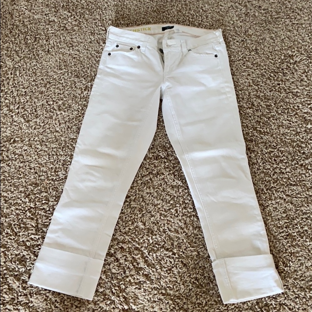 White Crop/Capri Jeans